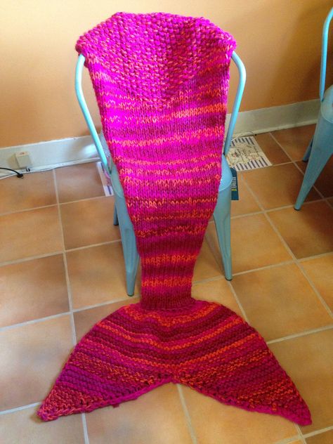 Ravelry: KID SIZE Jean Lafitte's Mermaid Lap Blanket / Sack by Jennifer Gelder Mermaid Blanket Pattern, Knitted Mermaid Tail Blanket, Knitted Mermaid Tail, Crochet Mermaid Blanket, Mermaid Tail Pattern, Jean Lafitte, Tail Pattern, Crochet Mermaid Tail, Mermaid Tail Blanket