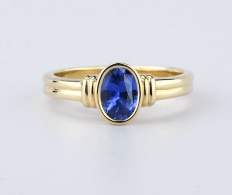 Lady Captain's North-South Blue Sapphire Ring Blue Sapphire Rings For Men, Sapphire Rings For Men, Stone Rings For Men, Stone Ring Design, Mens Ring Designs, Couple Ring Design, Mens Band Rings, Mens Gemstone Rings, Single Stone Ring