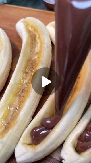 Banana Rolls, 6 Bananas, Easy Breakfast Treats, Banana Boats, Fast Snack, Banana Snacks, Hazelnut Cream, Banana Treats, Cookist Wow