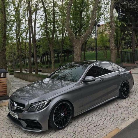 Mercedes C200 Amg, C200 Mercedes, Grey Mercedes, Mercedes Sedan, Dream Cars Lexus, Custom Mercedes Benz, Custom Mercedes, Mercedes Benz C180, Dream Cars Audi