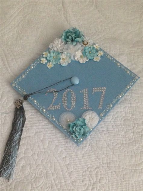 Graduation Cap Gem Designs, Basic Graduation Cap, Baby Blue Graduation Cap, Light Blue Grad Cap Ideas, Graduation Cap Designs With Pearls, Graduation Cap Decoration Flowers, Pearls Graduation Cap, Grad Cap With Pearls, Graduation Cap Designs Glitter