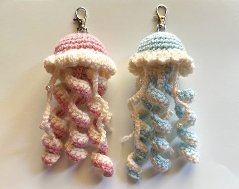 Cute Jellyfish, Crochet Jellyfish, Fit For Life, Hello Kitty Crochet, Crochet Stitches Chart, Crocheted Jellyfish, Crochet Backpack, Crochet Octopus, Crochet Business