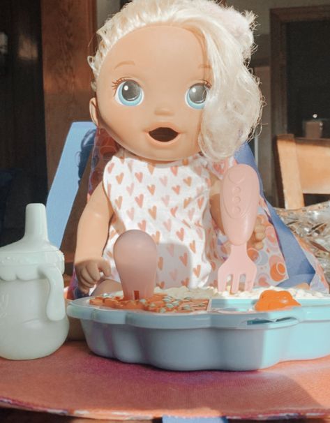 Baby Alive Dolls Aesthetic, Baby Alive Aesthetic, Alive Aesthetic, Muñeca Baby Alive, Real Looking Baby Dolls, Baby Alive Food, Aesthetic Toys, Preppy Baby, Baby Live