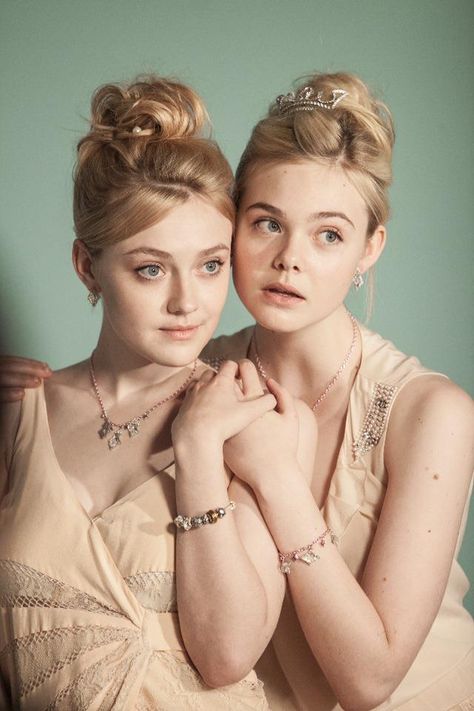 Picture of Elle Fanning Ellie Fanning, Fanning Sisters, Celebrity Siblings, Dakota And Elle Fanning, Dakota Fanning, Elle Fanning, Kate Middleton, Celebrity Photos, American Actress