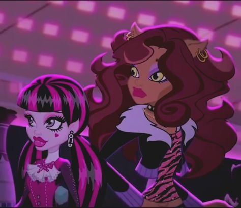 Draculaura And Clawdeen Matching Icons, Draculaura And Clawdeen Matching Pfp, Clawdeen And Draculaura Matching Pfp, Draculaura X Clawdeen, Draculaura And Clawdeen, Monster H, Clawdeen Wolf, Duos Icons, Moster High