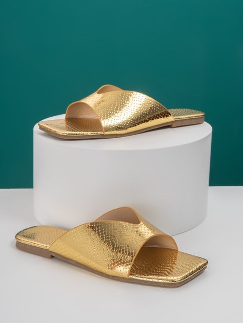 Gold Funky    Plain Slides Embellished   Women Shoes Flat Slippers For Women, Mango Shoes, Fancy Sandals, Pretty Sandals, Flat Slippers, White Wedding Shoes, Shoes Photography, Shoes World, Classy Shoes