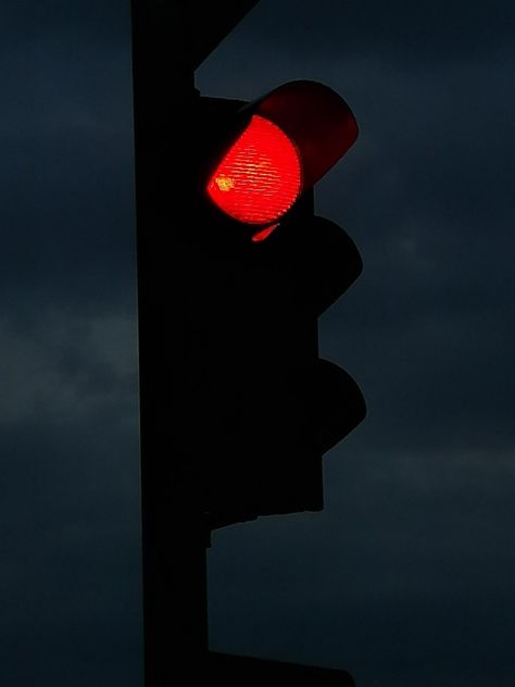 Red Traffic Light Aesthetic, Red Traffic Light, Muslimah Aesthetic, Journal Inspo, Stop Light, Traffic Light, Red Light, Light Photography, Light Red