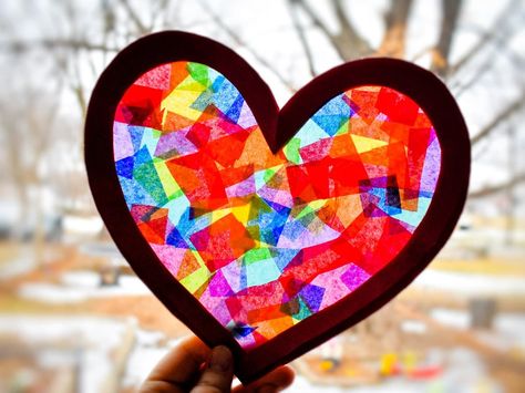 Heart-Suncatchers, easy Valentine's crafts Suncatcher Template, Valentine Bingo, Suncatcher Diy, Stained Glass Cookies, Homemade Valentines Day Cards, Heart Suncatcher, Owl Valentines, Toilet Paper Crafts, Suncatcher Craft