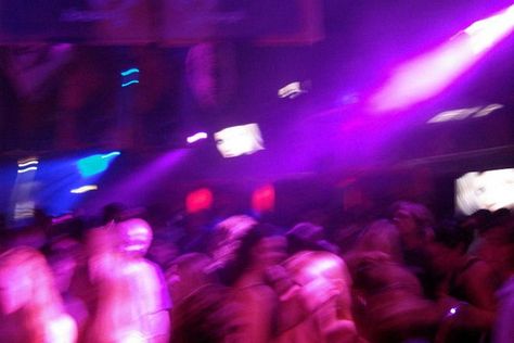 London  NIghtclubs London Nightclubs, Dance Hip Hop, Night Club Aesthetic, Dance Aesthetic, Dance Clubs, Club Aesthetic, Character Board, Clubbing Aesthetic, Melodrama