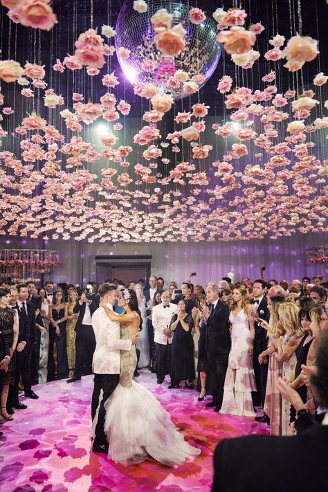 Wow your guests with a beautifully designed wedding ceiling. Discover unique designs on PartySlate. Wedding Ceiling Decorations, Wedding Ceiling, Dance Floor Wedding, Wedding Hall, Wedding Stage, The Ceiling, Wedding Dance, Ceiling Decor, Wedding Deco