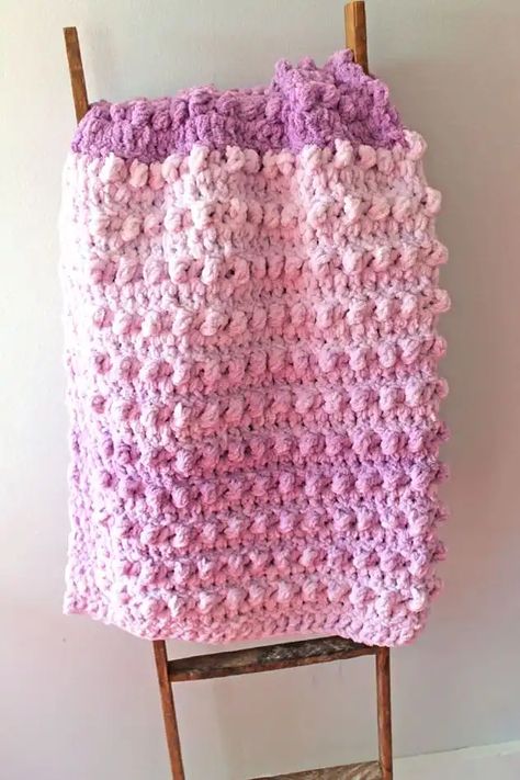 37 Free Chunky Crochet Blanket Patterns – Bulky Yarn - A More Crafty Life Bulky Yarn Patterns, Bulky Yarn Crochet, Chunky Crochet Blanket Pattern, Bernat Baby Blanket Yarn, Crochet Ripple Blanket, Free Baby Blanket Patterns, Chunky Crochet Blanket, Easy Crochet Baby Blanket, Crocheted Blanket