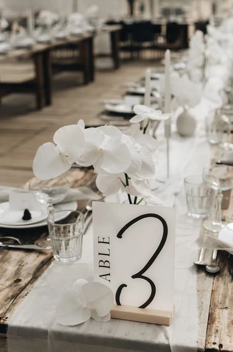 Bride With Short Hair, Table Number Signs, Monochrome Weddings, Short Hair Bride, Black And White Wedding Theme, Monochrome Decor, Tafel Decor, Acrylic Table Number, Number Signs