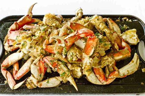 Best Fresh Seafood Restaurant On the Water in the US - Thrillist Leftover Crab Meat, Crab Restaurant, Pier 39 San Francisco, Crab Meat Recipes, Crab House, Pier 39, Dungeness Crab, King Food, Crab Recipes