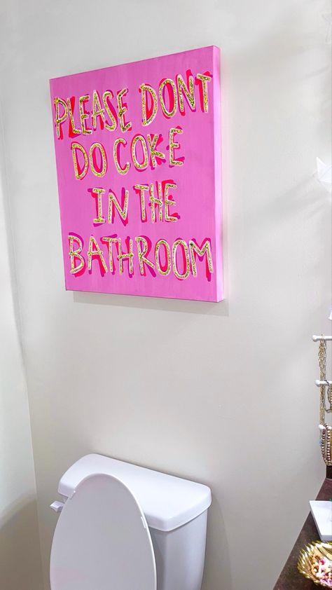 Vibrant Rugs Living Room, College Dorm Bathroom Ideas Pink, Bathroom Decor Cricut Ideas, Hot Pink Wall Prints, Canvas Apartment Decor, Cute Bathroom College, Preppy Bathroom Painting, Bathroom Decor Hot Pink, College Room Painting Ideas