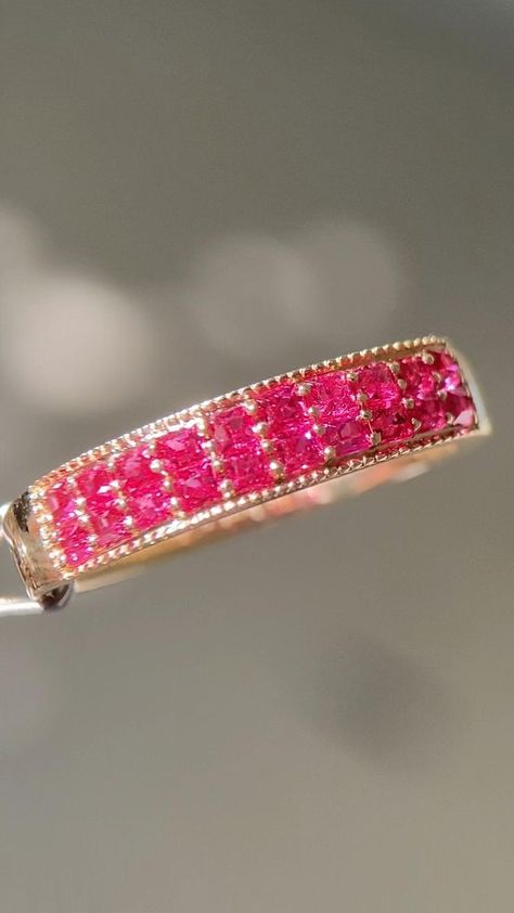 Bespoke Jewellery Design, Spinel Ring, Pink Spinel, Bespoke Jewellery, Fine Jewels, Made With Love, Neon Pink, 5 Star, With Love