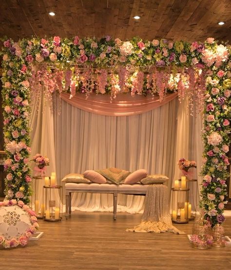 Pink And Green Indian Wedding, Mendhi Venue Decor, Flower Decorations For Reception, Pink Engagement Decorations, Pink Mehndi Decor, Pink And Green Decorations, Desi Wedding Color Schemes, Desi Wedding Backdrop, Pastel Reception Decor