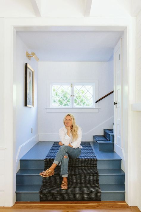 Having trouble figuring out whether you should put in a runner on your stairs or in a hallway?! Emily picked out the perfect blue textured carpet runner for her stairwell next to her entryway! Head on over to the blog to see her process of designing and matching this carpet runner to her welcoming home entryway! Everything I Learned About Stair Carpet Runners And What We Ended Up Installing (Including What It Cost) - Emily Henderson