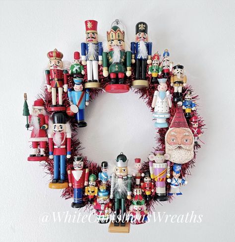 Nutcracker Wreath Ideas, Vintage Inspired Christmas Decor, Ornament Wreaths, Nutcracker Wreath, Christmas Whimsy, Vintage Ornament Wreath, Nutcracker Decor, Christmas Wreaths Diy Easy, Santa Head