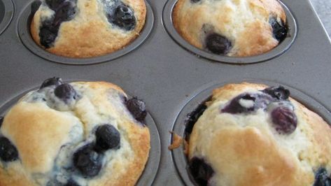 Bisquick Blueberry Muffins, Bisquick Muffins, Muffins Blueberry, Muffins Recipes, Bisquick Recipes, Muffin Recipes Blueberry, Blueberry Recipes, Blueberry Muffins, Baking Mix