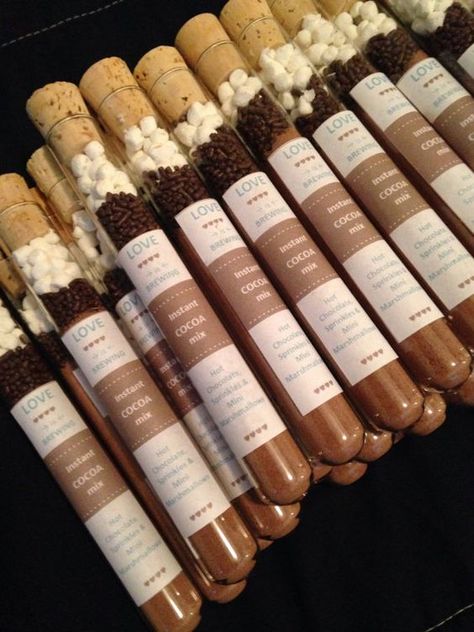 10 Ways to Create Affordable Wedding Favours | Printed.com Hot Chocolate Favors, Creative Wedding Favors, Inexpensive Wedding Favors, Winter Wedding Favors, Wedding Favors And Gifts, Chocolate Favors, Wedding Favors Cheap, Hot Chocolate Mix, Favors Diy