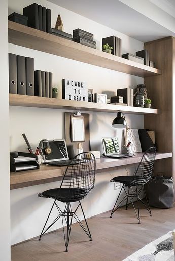 floating shelves in a niche and a floating desk top with the same look Study Nook, Small Home Office, Study Rooms, Office Workspace, Home Office Space, Office Room, Office Inspiration, Home Office Design, Design Case