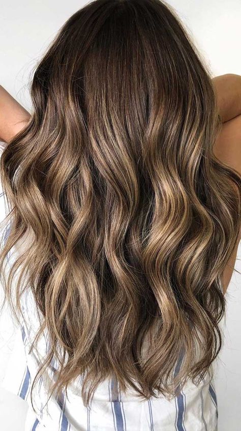 wedding hair color 2019, best wedding hair color, brown hair color ideas, brown hair color #weddinghaircolor #haircolor #brownhair Beachy Waves Long Hair, Wedding Hair Color, Curls For Medium Length Hair, Curled Hairstyles For Medium Hair, Beachy Waves Hair, Wedding Hair Colors, Long Hair Waves, Wedding Readings, Beach Wave Hair