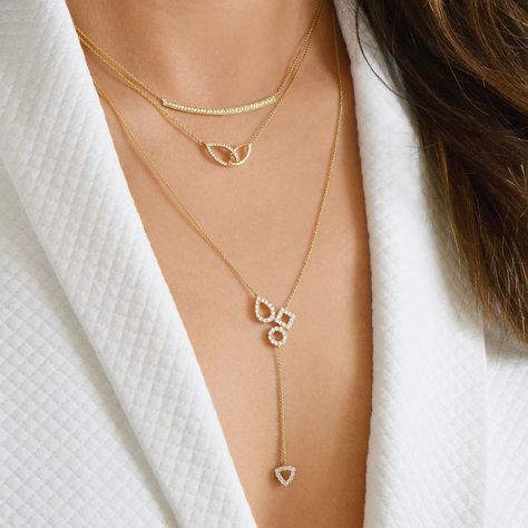 Delicate Diamond Necklace, Gold Layered Necklace, Dana Rebecca Designs, Diamond Pendant Sets, Jewelry Appraisal, Gold Necklace Women, Diamond Chain, Modern Necklaces, Women Diamond