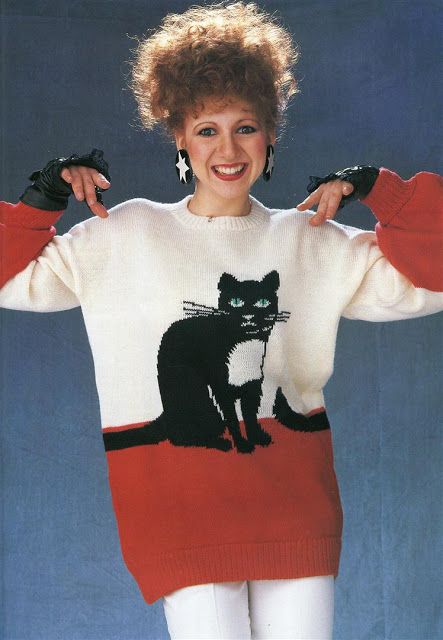 vintage everyday: 25 Incredibly Ugly Knitted Sweaters from the 1980s 80s Sweater Dress, Abstract Sweaters, Cat With Sweater, Sweater Knitting Designs, Abstract Sweater, Look 80s, Jumper Patterns, Cat Sweater, 80s Sweater