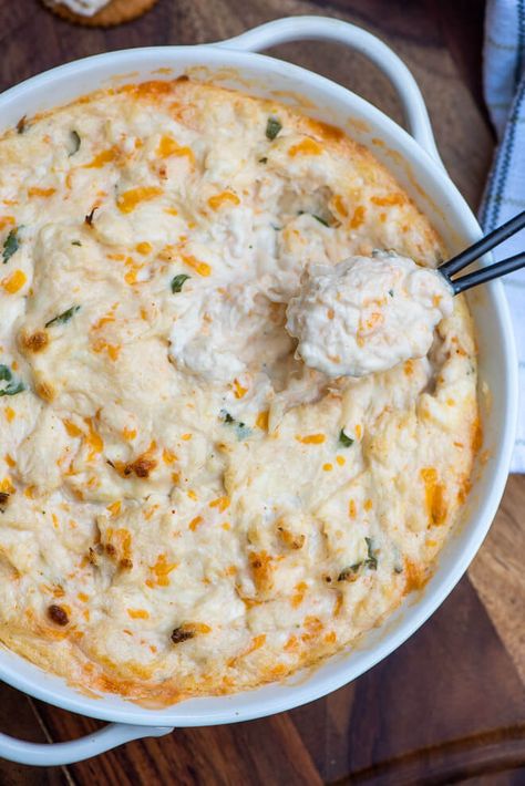 Reuben Dip, Crab Rangoon Dip, Hot Crab Dip, Cheesy Dip, Lump Crab, Crab Dip, Cream Cheese Dips, Crab Recipes, Sharp Cheddar