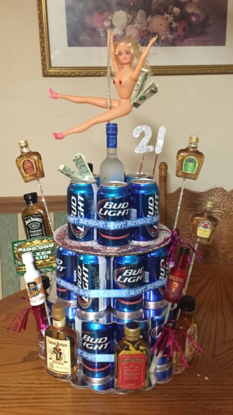 Cake For 21st Birthday, 21st Birthday Gifts For Boyfriend, 21st Birthday Beer Cake, Beer Can Cake, Beer Cakes, Beer Can Cakes, Birthday Beer Cake, Guys 21st Birthday, 21st Bday Ideas