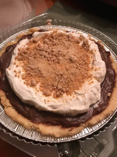 Chocolate Pudding Peanut Butter Pie, Chocolate Peanut Butter Cream Pie, Chocolate Peanut Butter Pie Recipe, Chocolate Peanut Butter Pudding Pie, Pb Recipes, Peanut Butter Chocolate Pie, Rhubarb Cookies, Foodie Desserts, Peanut Butter Cream Pie