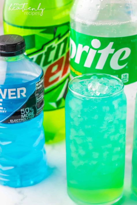 Diy Baja Blast, Homemade Baja Blast, How To Make Baja Blast, Baha Blast Recipe, Baja Blast Recipe, Drunken Cherries Recipe, Baha Blast, Taco Bell Baja Blast, Gummy Bear Drink