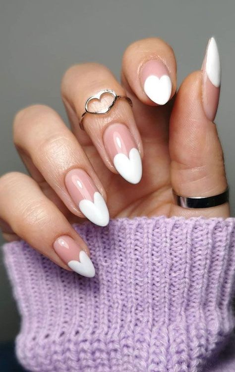 These are the prettiest heart nails, including heart nail designs, heart nail art, heart nails acrylic, brown heart nails, and more heart nails #heartnails #brownheartnails #heaertnaildesigns Pink Heart Tip Nails, Heart Tip Nails, Heart Nail Designs, Heart Nail Art, Ombre Nail, Nagel Tips, Valentine Nails, Heart Nail, Nail Tutorial