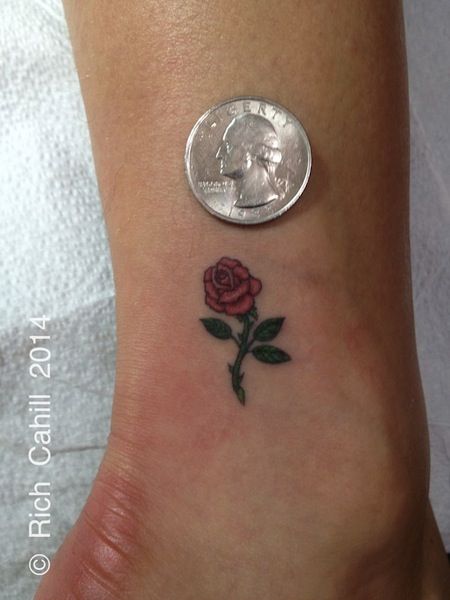 Yellow Rose Tattoo, Rose Tattoo On Ankle, Rose Tat, Yellow Rose Tattoos, Tattoos 2024, Real Tattoos, Pink Rose Tattoos, Small Rose Tattoo, Ankle Tattoo Small