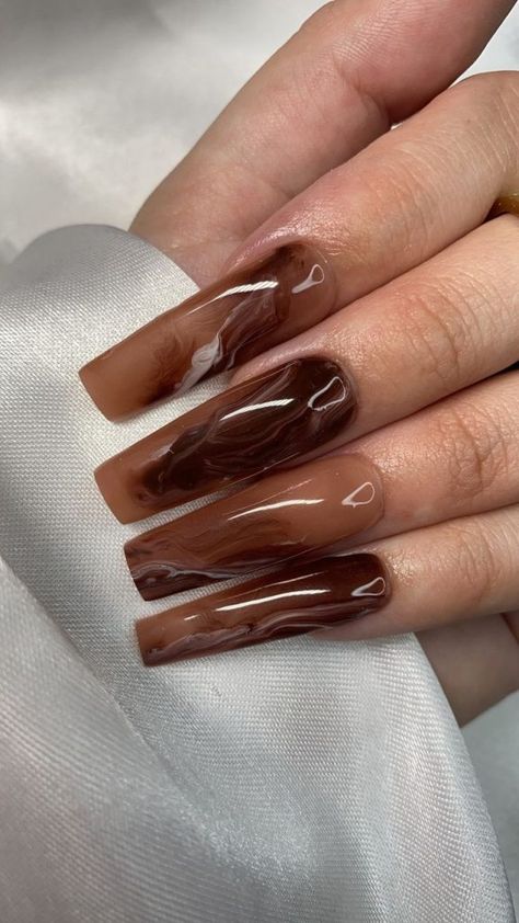 19 Chic Pastel Monochrome Nail Colors for Fall Brown Nail Colors, Brown Nails For Fall, Nail Colors For Fall, Nails For Fall, Brown Acrylic Nails, Brown Nail, Fall Nail Ideas, Brown Nails Design, Long Square Nails