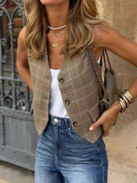 Multicolor Casual Collar Sleeveless Woven Fabric Plaid vest Embellished Non-Stretch  Women Plus Clothing Summer Vest Outfits For Women, How To Style A Vest Women, Plaid Vest Outfit, Casual Vest Outfits, Vest Women Outfit, Gilet Outfit, Waistcoat Outfit, Vest Outfits For Women, Waistcoat Woman