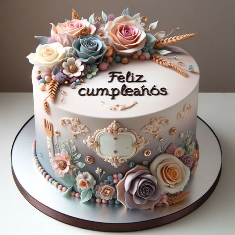 #FelizCumple - Saludos de Cumpleaños Happy Birthday Wishes Pics, Purple Cakes Birthday, Birthday Wishes Pics, Happy Birthday Wishes Cake, Purple Cakes, Birthday Wishes Cake, 18th Birthday Cake, Birthday Congratulations, Pretty Birthday Cakes