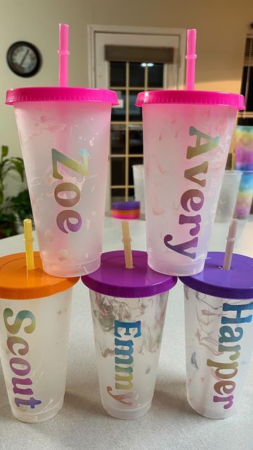 Nancy Daughtrey Church on Instagram: "Thanks Lindsay for doing with us. We hope they love the new cups!🩷🩷🩷🩷Personalized Color Changing Cold Cup Gift Her Birthday Party Decor Custom Teenage Girl Birthday Gift Granddaughter Sleepover Party Favor #personalizedcoldcup #colorchangingcup #birthdaybashdecor #customgiftideas #teenagegirlbirthdayparty #granddaughterbirthdaygift #sleepoverpartyfavor #enchantedbirthday #tweenbirthdayparty #custombirthdaypartyfavors #partyfavorsforteens #giftforgirlfriend #giftforgranddaughter #giftforher https://littlebumblebestudio.etsy.com/listing/1543979224" Party Favors For 13th Birthday Girl, Teenage Gift Bags Party Ideas, 13 Birthday Goody Bags, Birthday Squad Gift Bags, Birthday Sleepover Gift Bags, Birthday Party Gift Bag Ideas, Teenage Girl Birthday Gifts, Sleepover Party Favors, Teenage Girl Birthday