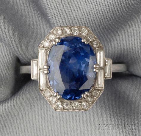 Art Deco Platinum, Sapphire, and Diamond Ring Colored Rings, Bijoux Art Deco, Interesting Jewelry, Diamond Ring Set, Sapphire And Diamond Ring, I Love Jewelry, Deco Jewelry, Vintage Jewels, Oval Stone