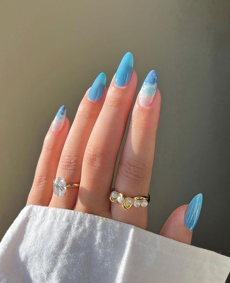 Engagement Nails Designs, Pool Nails, Beach Themed Nails, Engagement Nails, Wave Nails, Beach Nail Designs, Beachy Nails, Chrome Nail Art, 2024 Nails