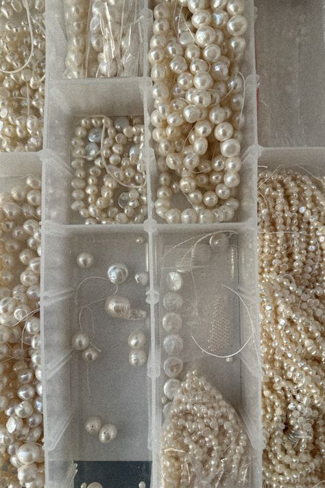 Our pearl accessories are not your grandma’s pearls. Instead style your minimalist gown, with this organic accessory. Pearls add depth and authenticity to a clean slate. #bridalstyling #personalstylist #whattowear #grwm #stylingadvice #wedding #bridal #modernaesthetic #style #womensfashion #womenstyle Bridal Asthetic, Pearls Aesthetic, Organic Accessories, Pearl Aesthetic, Minimalist Gown, Handmade Pearl Jewelry, Nostalgic Aesthetic, Pearl Accessories, Neutral Aesthetic