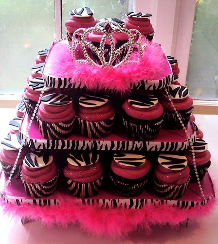 Mcbling Birthday, 2000s Birthday Party Theme, Diva Cupcakes, Y2k Birthday Party, Hot Pink Cupcakes, Zebra Cupcakes, Rockstar Party, Amazing Cupcakes, 2000s Party