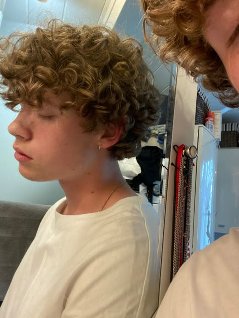 Cutly Hair Boy Haircut, Hot Blonde Guys With Curly Hair, Curly Blonde Men, Haircut For Blonde Hair Men, Perm Ideas Men, Blond Curls Men, Guy With Blonde Curly Hair, Blonde Perm Men, Mens Permed Hair