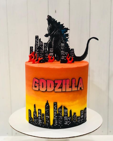 Godzilla Theme Cake, Godzilla Cake Pops, Diy Godzilla Cake, Godzilla Cakes For Boys, King Kong Vs Godzilla Birthday Cake, Godzilla King Kong Cake, Godzilla Birthday Cake Ideas, Godzilla Themed Birthday Party, Godzilla Birthday Party Cake