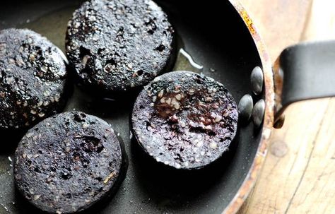 Let's hear it for ... black pudding - Great British Chefs Pear Recipe, Offal Recipes, Irish Foods, Homemade Breakfast Sausage, Black Pudding, Great British Chefs, Scottish Recipes, Gourmet Cooking, Food Ingredients