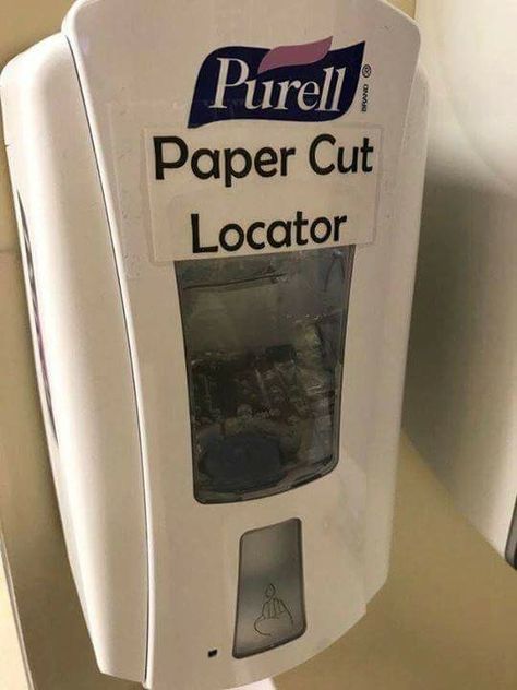 Paper cut locator • nurse life Funny Work Memes, Hospital Humor, Medical Memes, Funny Medical, Nursing Memes, Funny Work, Medical Humor, Office Humor, Funny Lol