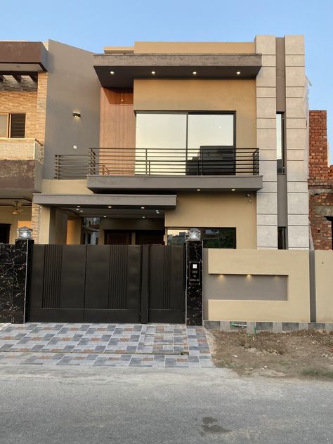 5 Marla House For Sale in DHA Phase Xi Rahbar Lahore GREENLine Property 📱03014553326 Front Facade, House Balcony, House Balcony Design, Bungalow Design, Front Elevation, Balcony Design, Decor Home Living Room, Home Loans, House Front