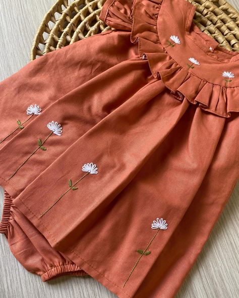 Embroidery Baby Clothes, Embroidery Dress Designs, Girls Boutique Dresses, Baby Dress Embroidery, Baby Harem Pants, Baby Clothes Patterns Sewing, Best Blouse Designs, Mother Daughter Outfits