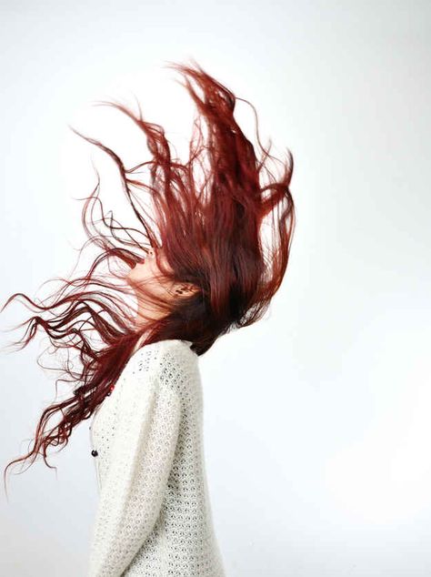 And wait a couple of days after coloring before you wash it. | How To Keep Dyed Red Hair Actually Red Auburn Red Hair, Clary Fairchild, Woman With Red Hair, Red Roots, Dyed Red Hair, Clary Fray, Hair Red, Burgundy Hair, Hair Flip