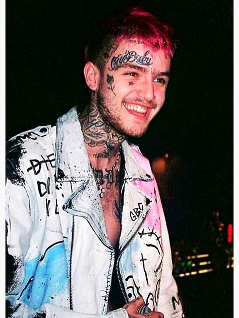 Lil Peep Photos, Lil Peep Hellboy, Goth Boy, Ghost Boy, Little Bo Peep, Wallpaper Tumblr, Last Fm, Wattpad Fanfiction, Rest In Peace